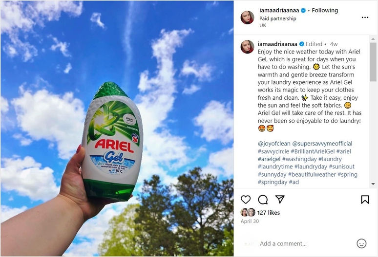 Ariel Gel outside in the garden 