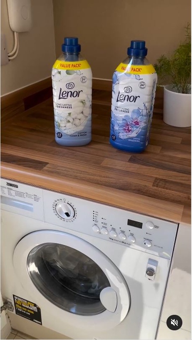 Doing laundry with the new Lenor Cotton Clean& Fresh Conditioner